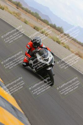 media/Sep-10-2022-SoCal Trackdays (Sat) [[a5bf35bb4a]]/Turn 14 Inside (1245pm)/